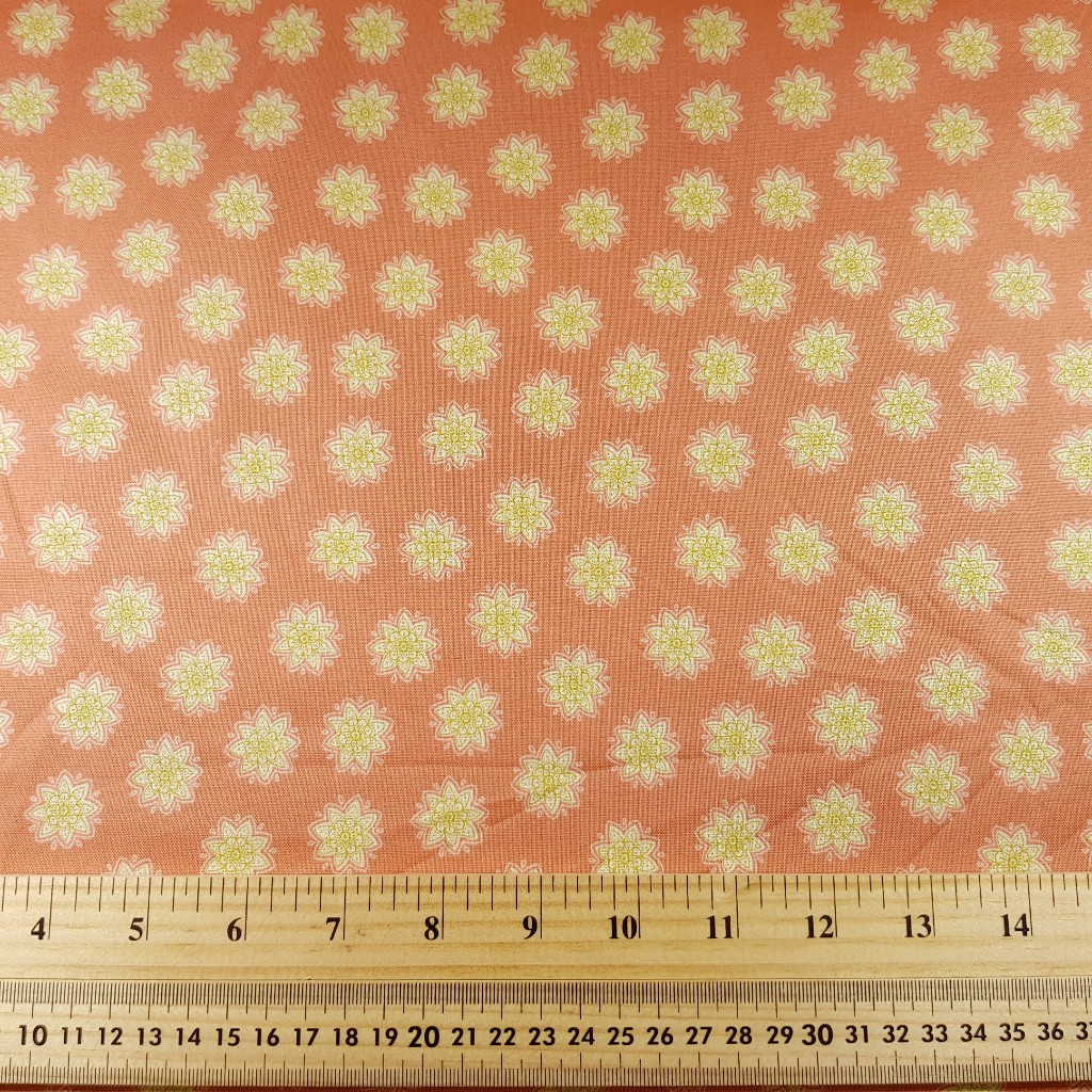 /images/product-images/2020images/FashionFabric/750Clearance/BoldFloral750Clearance/20200522_162322_copy_1024x1024.jpg