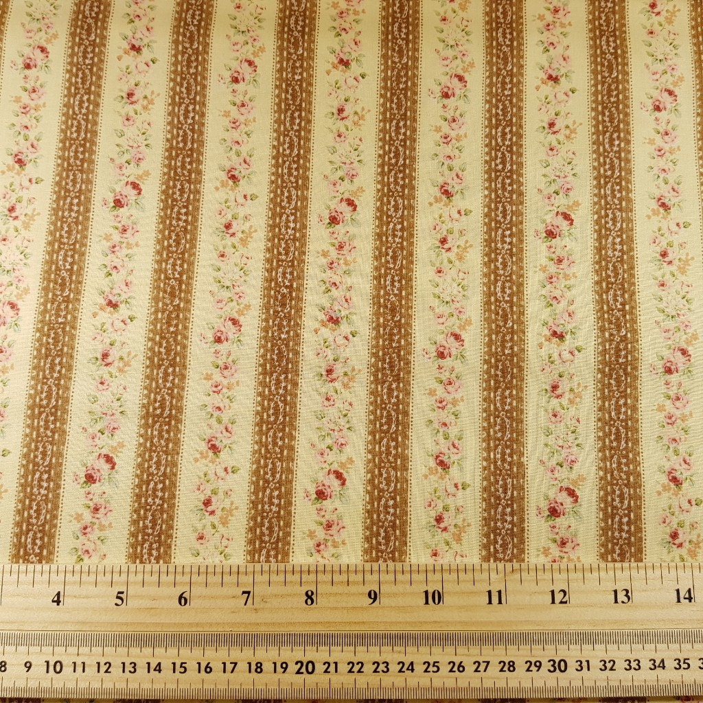 Clearance Craft Cottons - Brown - Fat Quarter